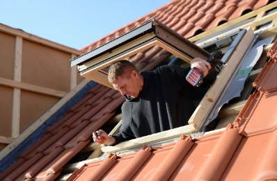 Pose de fenêtres de toit Velux à Saint-Pern